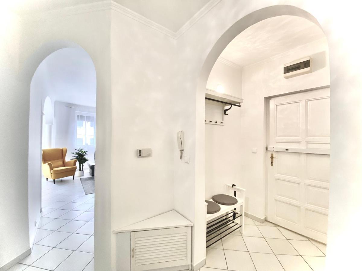 Mirell Apartman Szeged Exterior foto